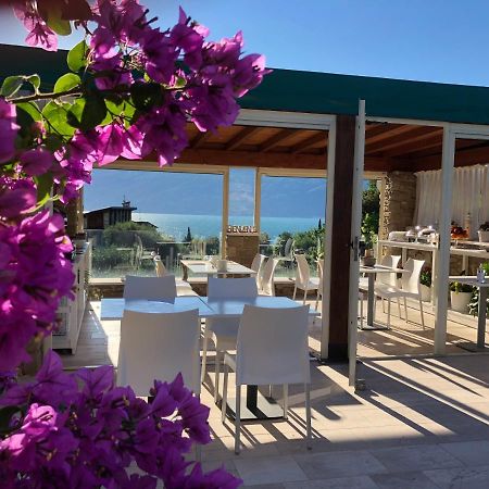 La Cascata Negli Ulivi Bed & Breakfast Тосколано Мадерно Екстериор снимка