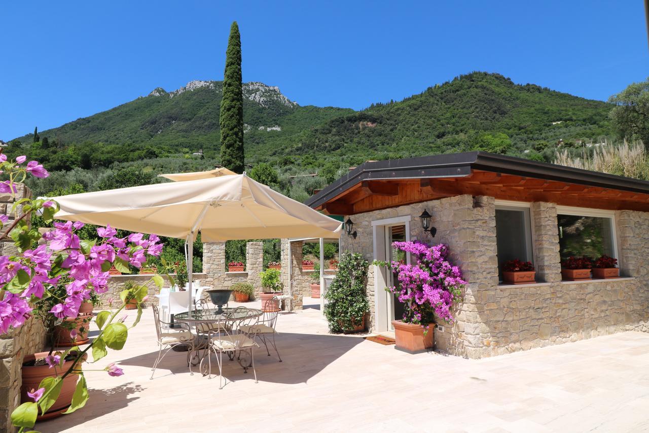La Cascata Negli Ulivi Bed & Breakfast Тосколано Мадерно Екстериор снимка